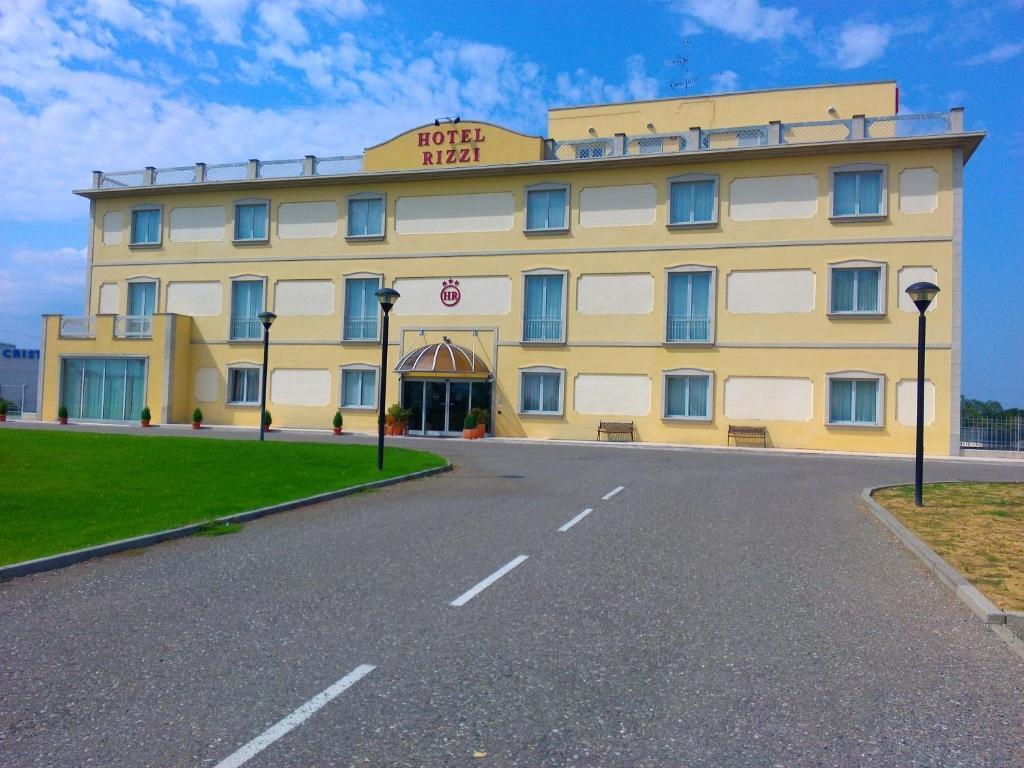 Hotel Rizzi Castel San Giovanni  Exterior photo